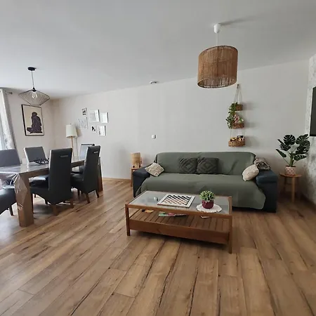 Maison De Le 101 - 3 - Garage بيت للعطل *